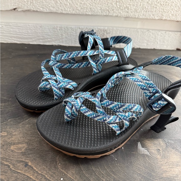 New Chaco Women's Sandals - size 8 - Picture 1 of 6